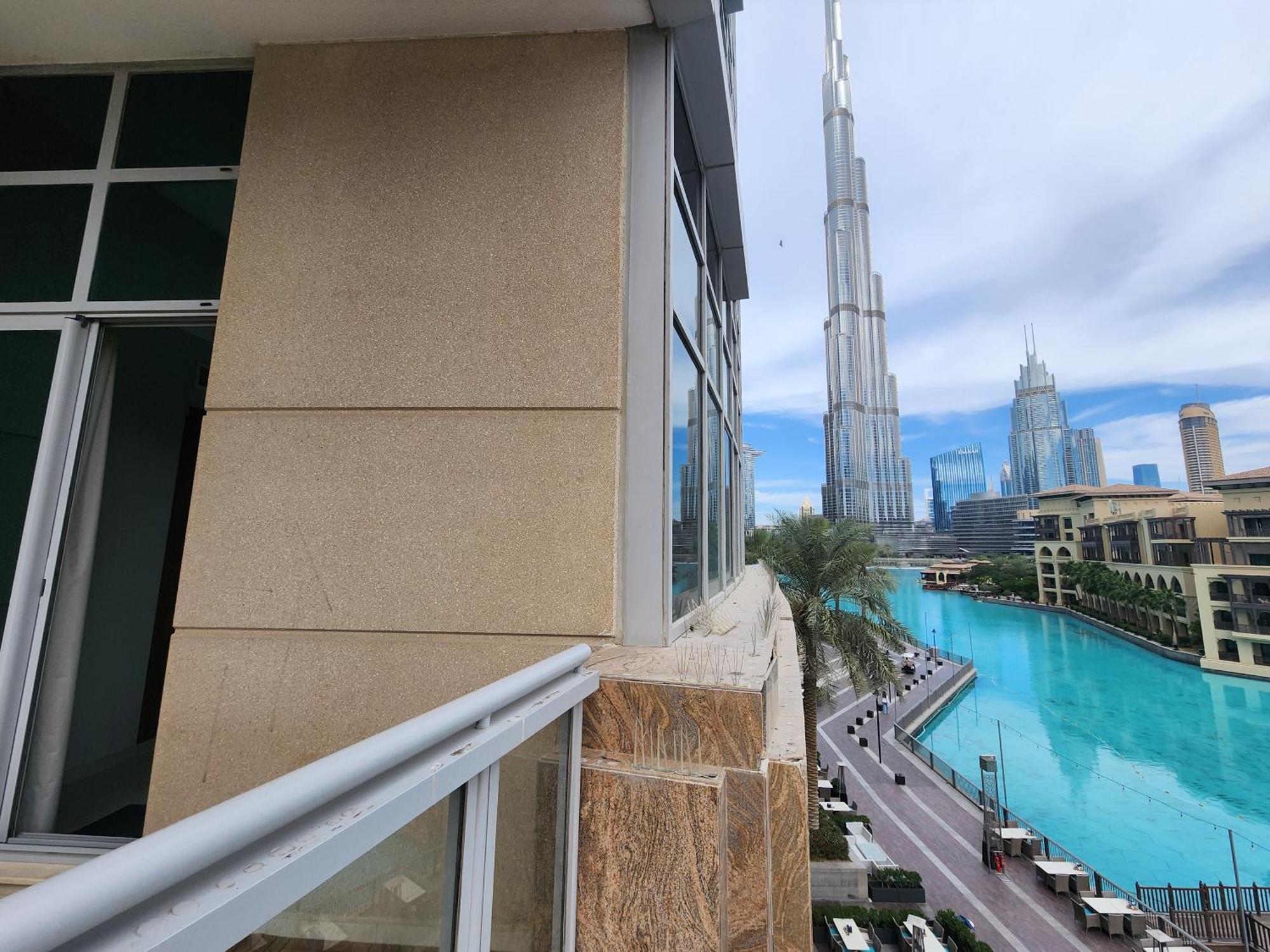 Downtown Oasis, Burj Khalifa Views, Luxury Amenities Apartman Dubaj Kültér fotó
