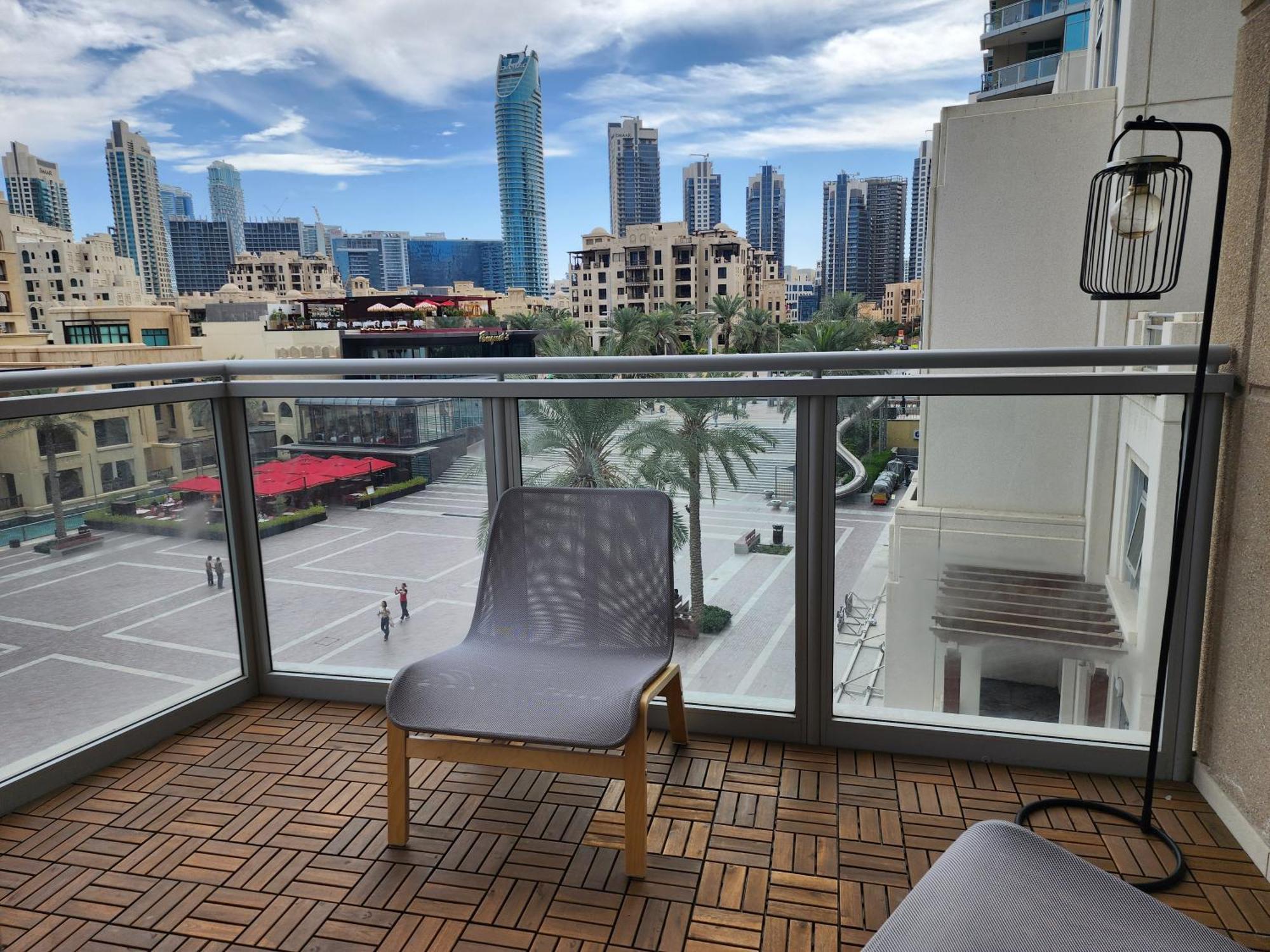 Downtown Oasis, Burj Khalifa Views, Luxury Amenities Apartman Dubaj Kültér fotó