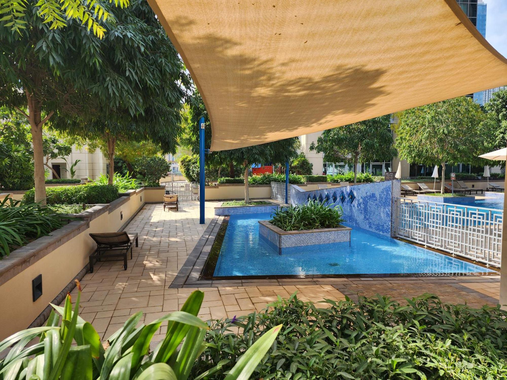 Downtown Oasis, Burj Khalifa Views, Luxury Amenities Apartman Dubaj Kültér fotó